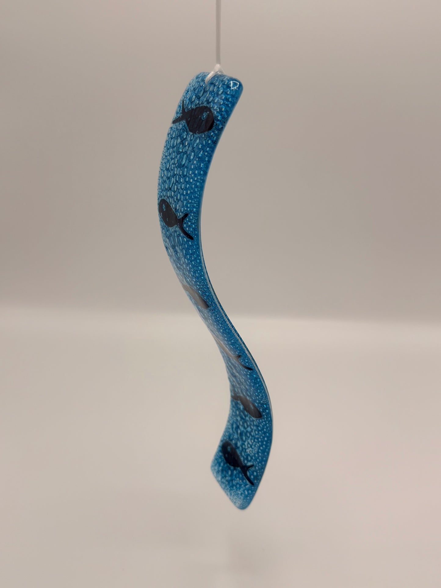 Bubble Fish Wave – Handmade Fused Glass Decoration