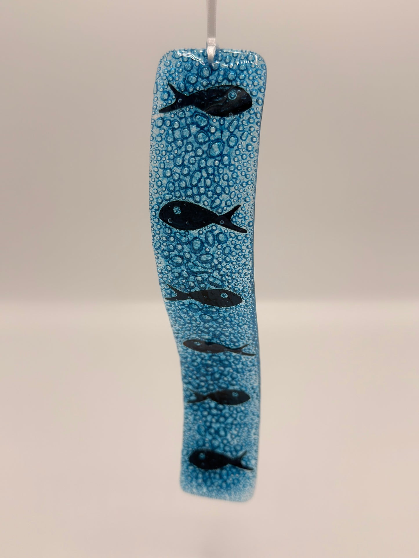 Bubble Fish Wave – Handmade Fused Glass Decoration